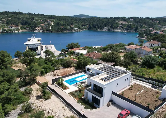 Semesterbostad Cozy In With Sauna Rogač